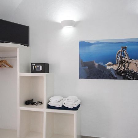 Corrado Caldera Apartments Fira  Bagian luar foto