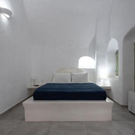 Corrado Caldera Apartments Fira  Bagian luar foto